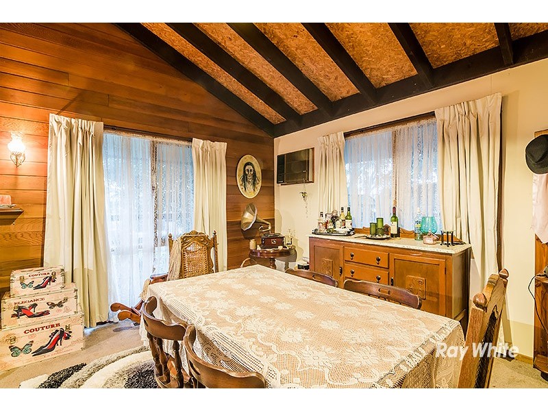 28 Monahans Road, Cranbourne VIC 3977