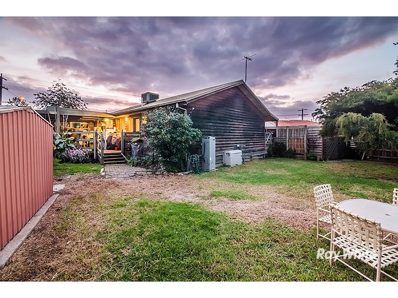 28 Monahans Road, Cranbourne VIC 3977