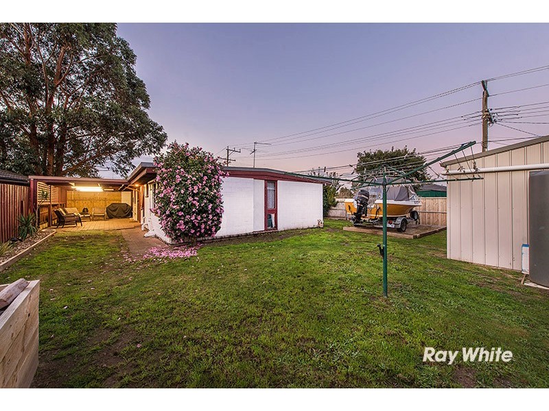 24 Camms Road, Cranbourne VIC 3977