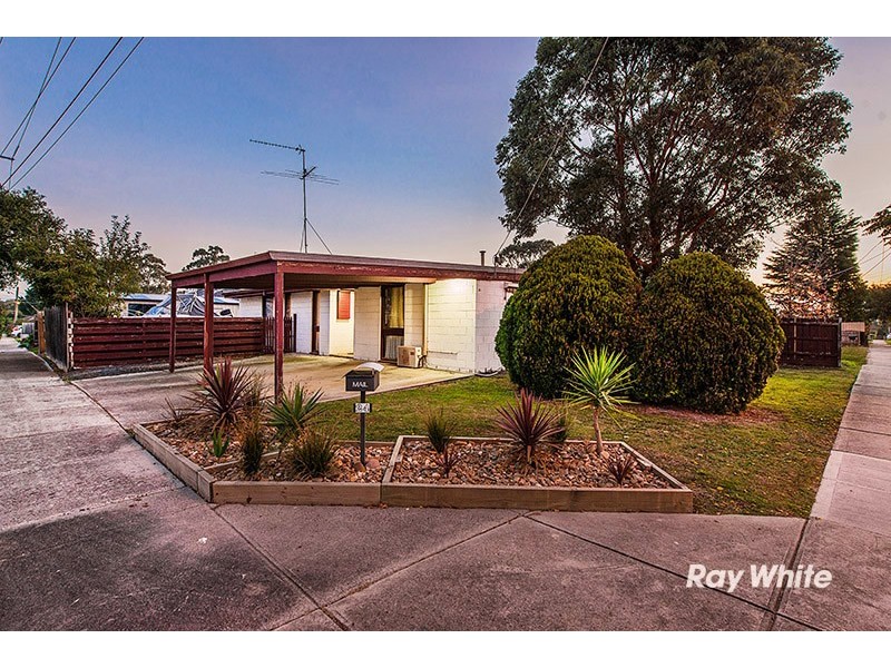 24 Camms Road, Cranbourne VIC 3977