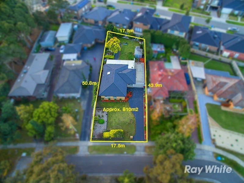 6 Saxonwood Drive, Narre Warren VIC 3805