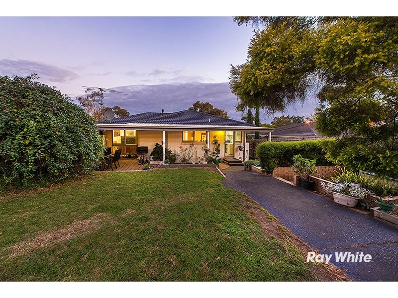 6 Saxonwood Drive, Narre Warren VIC 3805