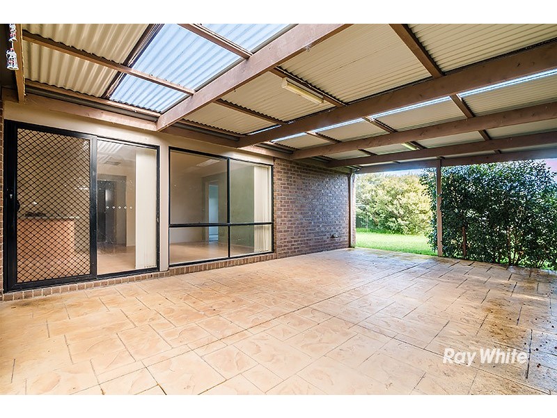 9 Genista Road, Cranbourne West VIC 3977