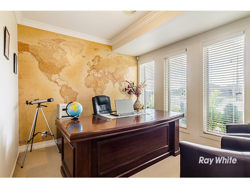 127 Boland Drive, Lyndhurst VIC 3975