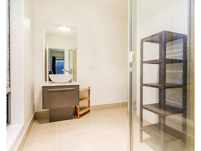 7 Morphetville Street, Clyde North VIC 3978