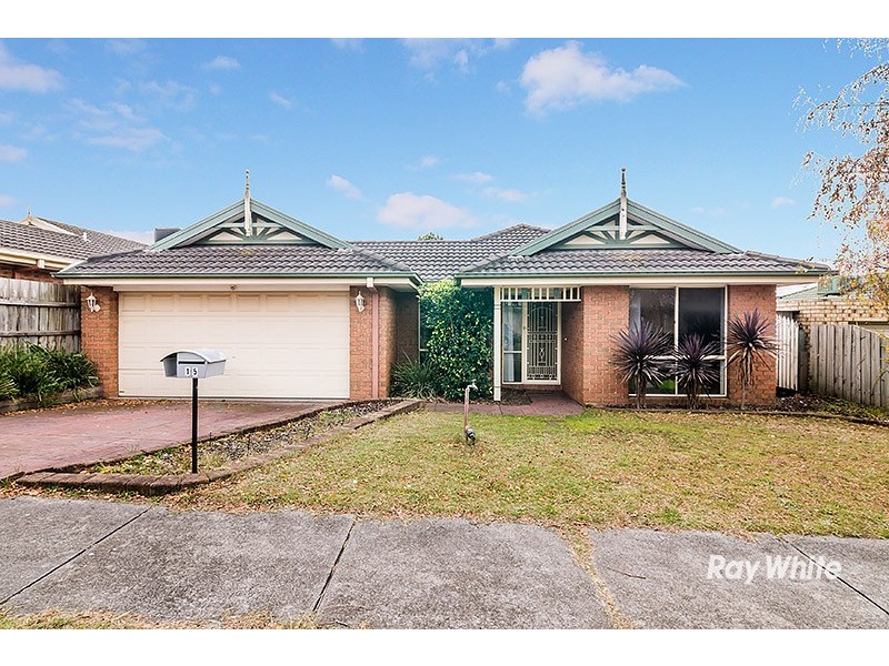 15 St Johns Wood, Skye VIC 3977