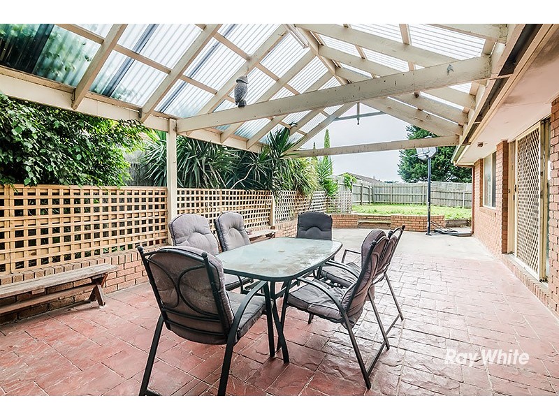 15 St Johns Wood, Skye VIC 3977