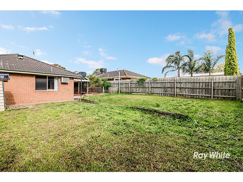 15 St Johns Wood, Skye VIC 3977