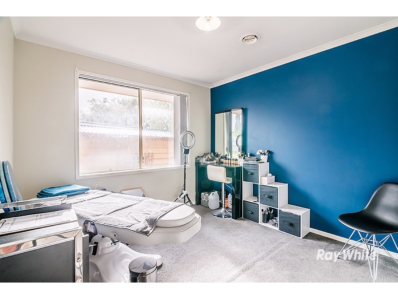 15 St Johns Wood, Skye VIC 3977