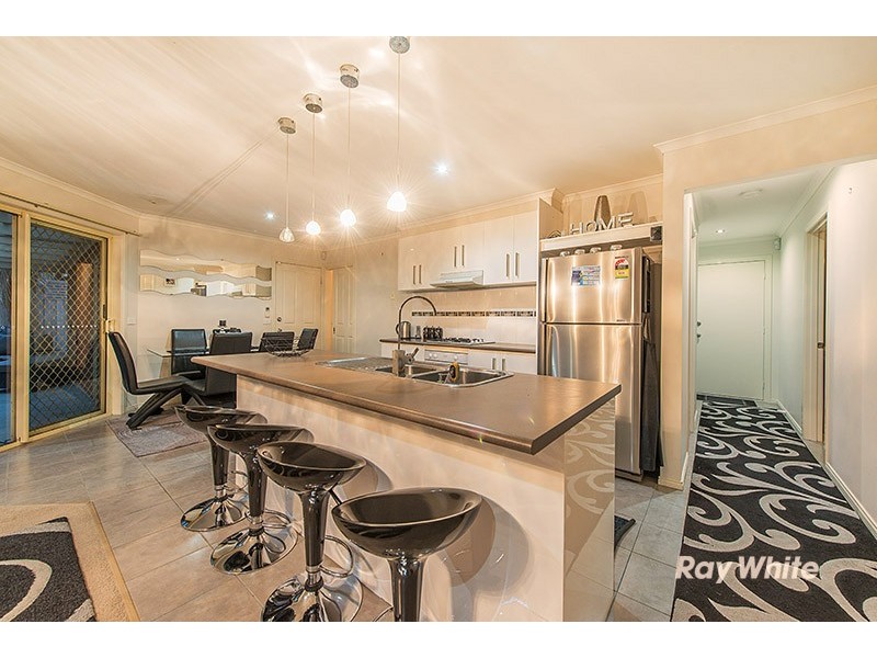 231 Monahans Road, Cranbourne West VIC 3977