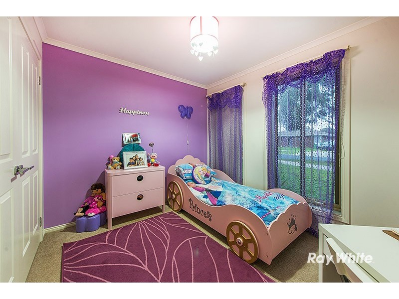 231 Monahans Road, Cranbourne West VIC 3977