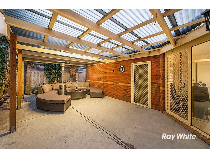 231 Monahans Road, Cranbourne West VIC 3977