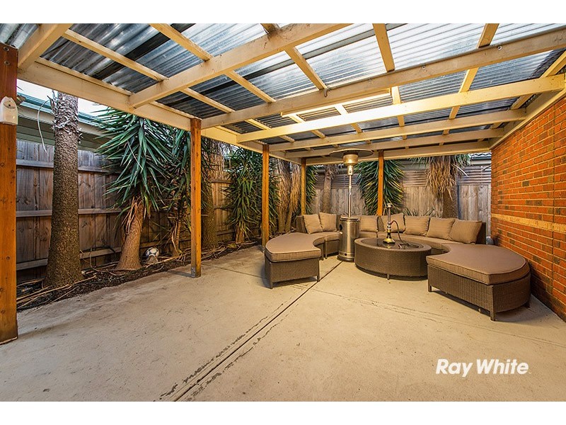 231 Monahans Road, Cranbourne West VIC 3977