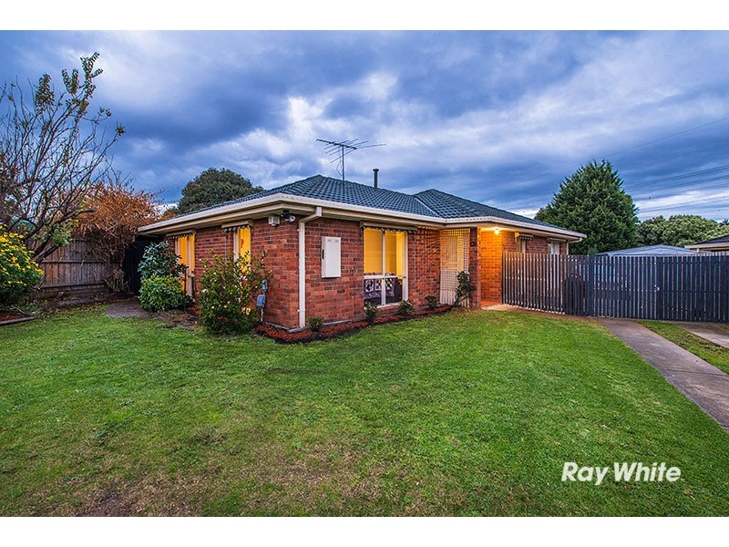 12 Toirram Crescent, Cranbourne VIC 3977