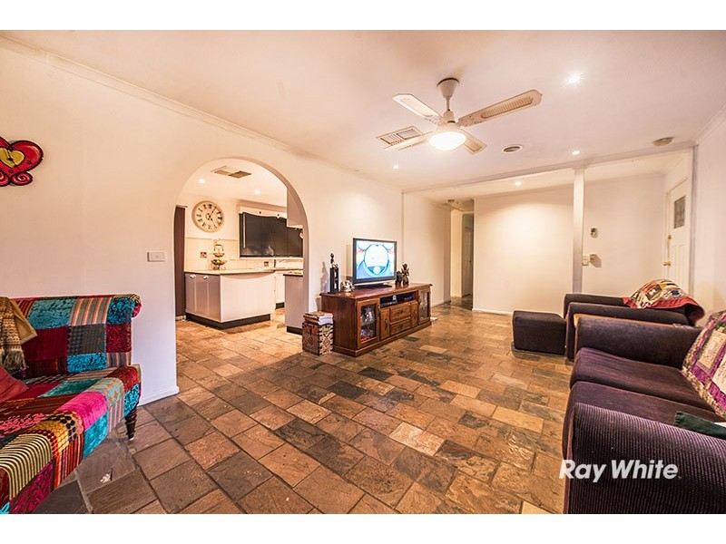 12 Toirram Crescent, Cranbourne VIC 3977