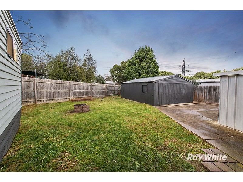 12 Toirram Crescent, Cranbourne VIC 3977