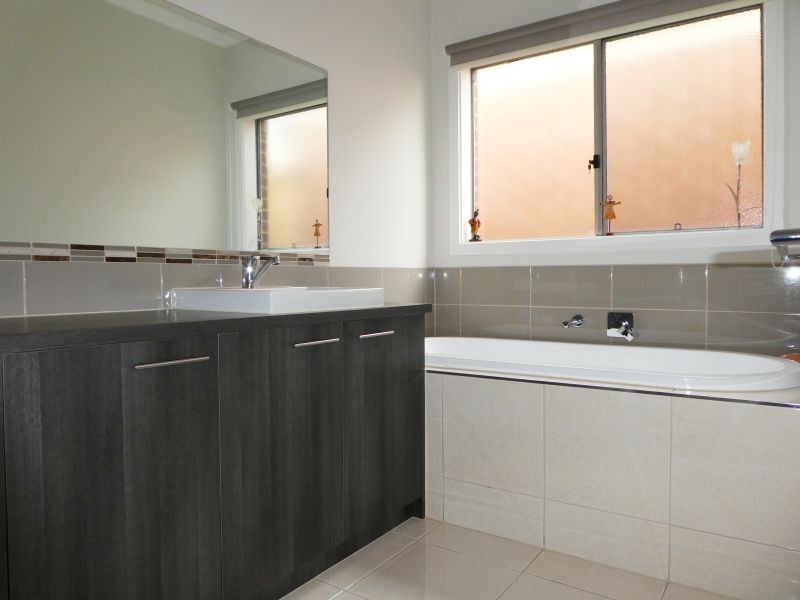 20 Buller Avenue, Clyde VIC 3978