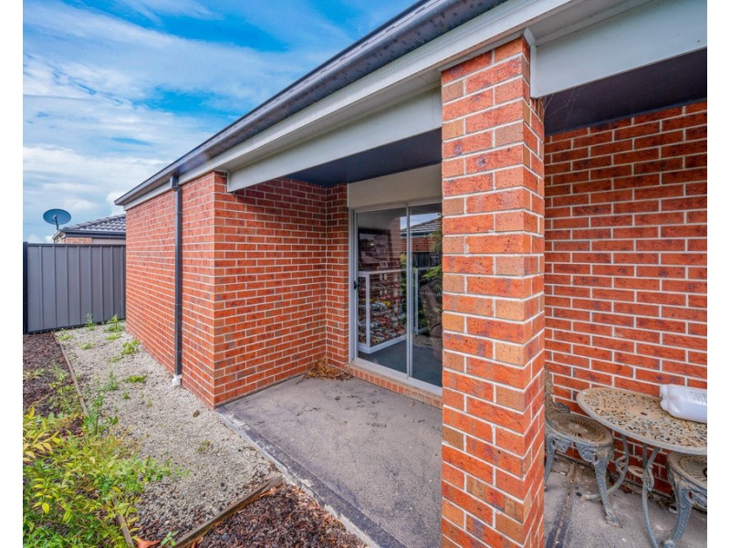 25 Sienna Way, Pakenham VIC 3810
