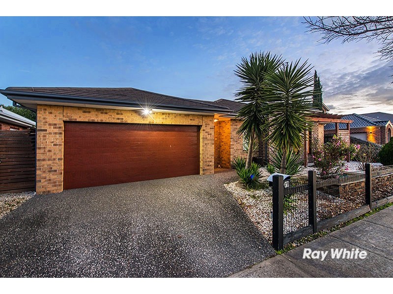 19 Golden Grove Drive, Narre Warren South VIC 3805