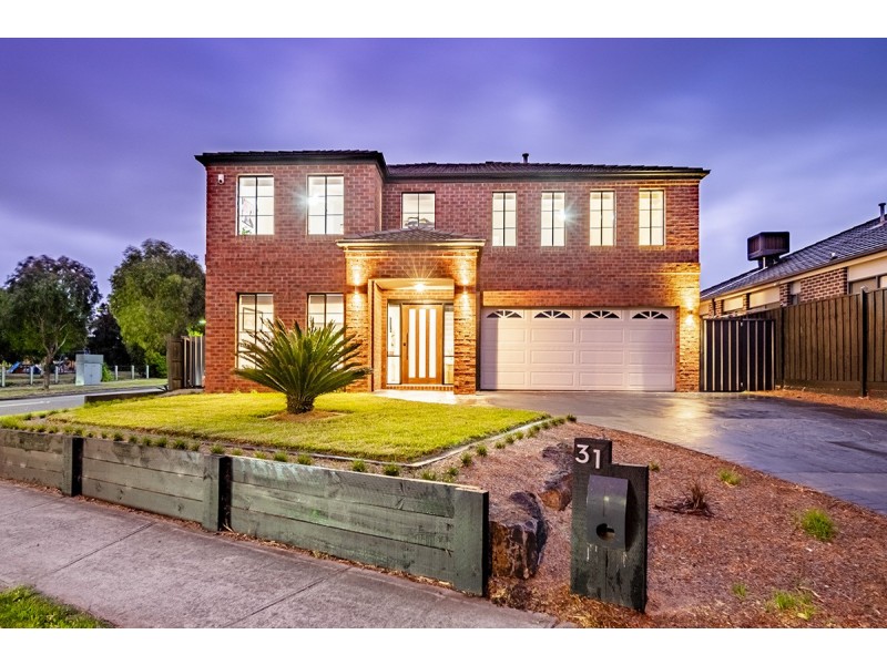 31 Melington Drive, Lyndhurst VIC 3975