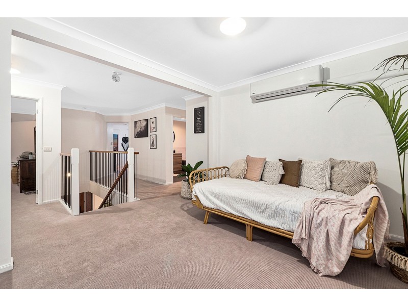 31 Melington Drive, Lyndhurst VIC 3975