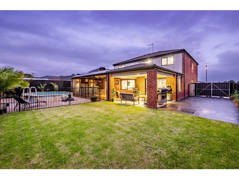 31 Melington Drive, Lyndhurst VIC 3975