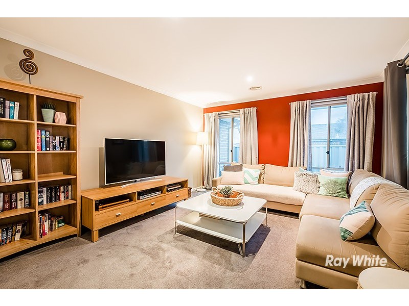 66 Bradford Drive, Cranbourne East VIC 3977