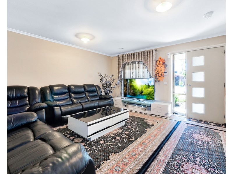 38 Vega Terrace, Cranbourne VIC 3977