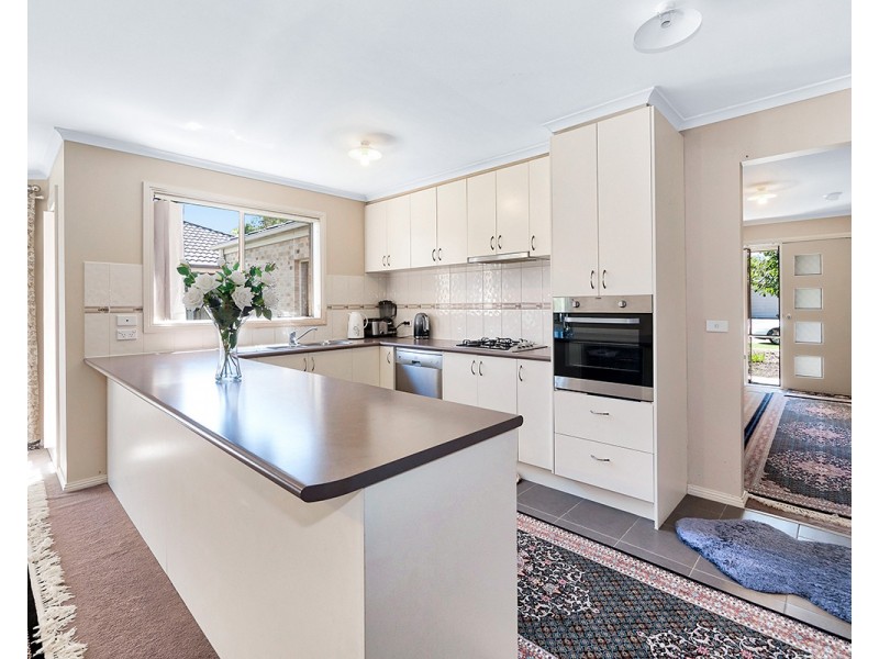 38 Vega Terrace, Cranbourne VIC 3977