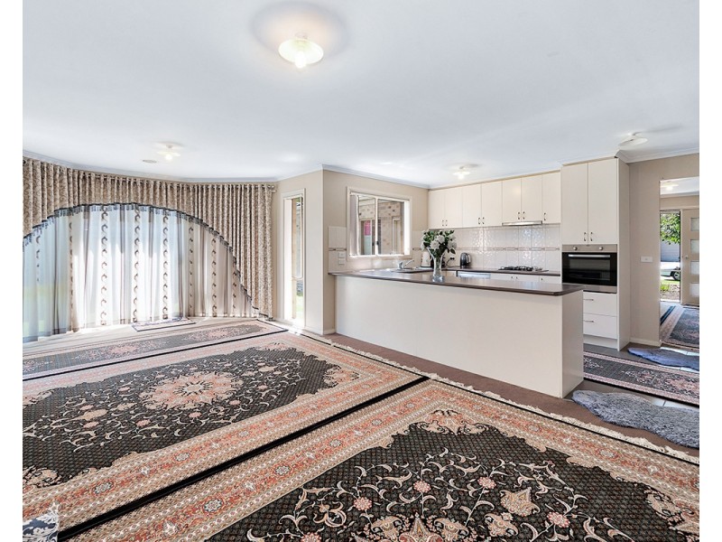 38 Vega Terrace, Cranbourne VIC 3977