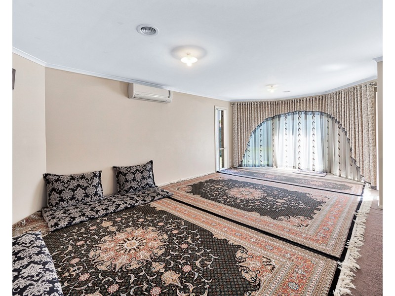 38 Vega Terrace, Cranbourne VIC 3977