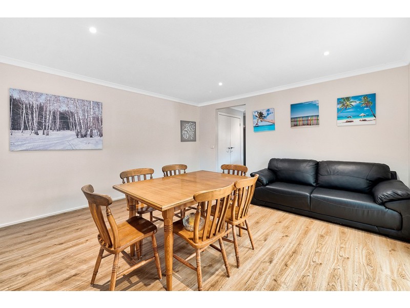 41 St Clair Avenue, Cranbourne West VIC 3977