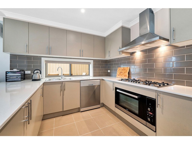 41 St Clair Avenue, Cranbourne West VIC 3977