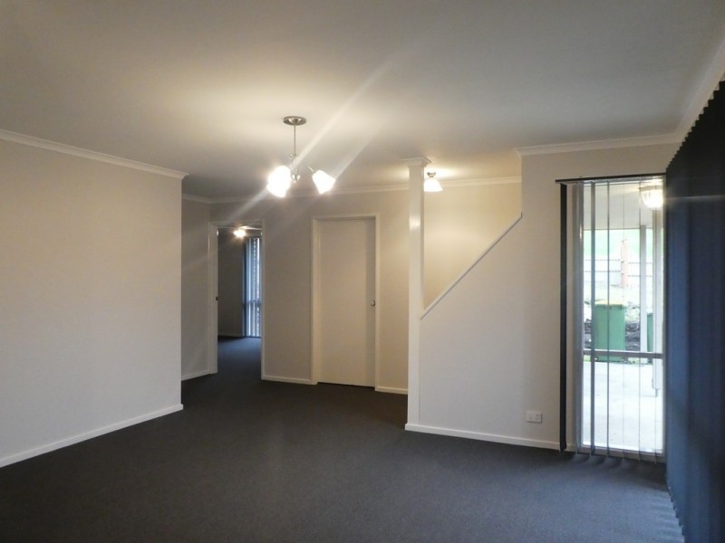 94 Duncan Drive, Pakenham VIC 3810