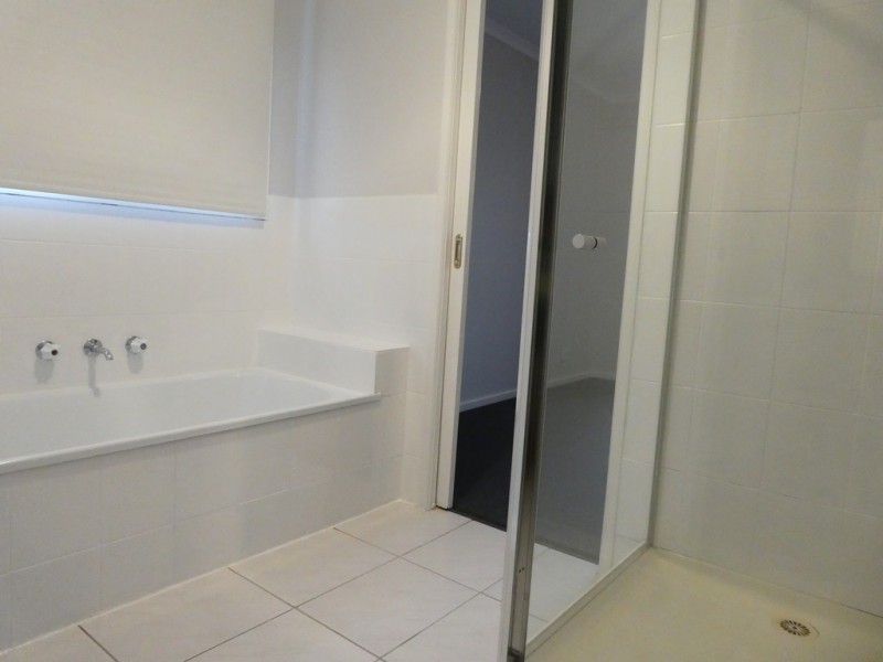 94 Duncan Drive, Pakenham VIC 3810