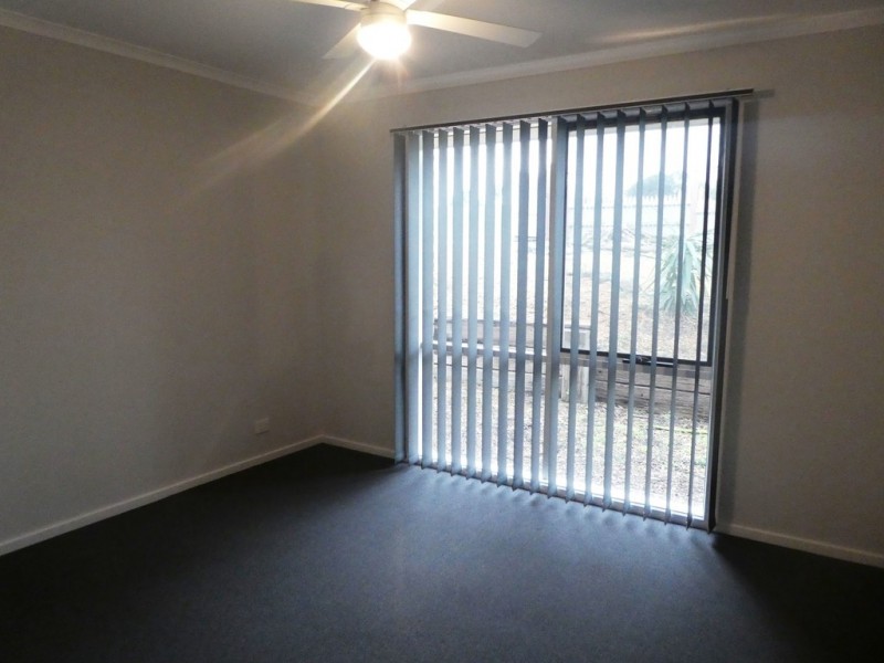 94 Duncan Drive, Pakenham VIC 3810