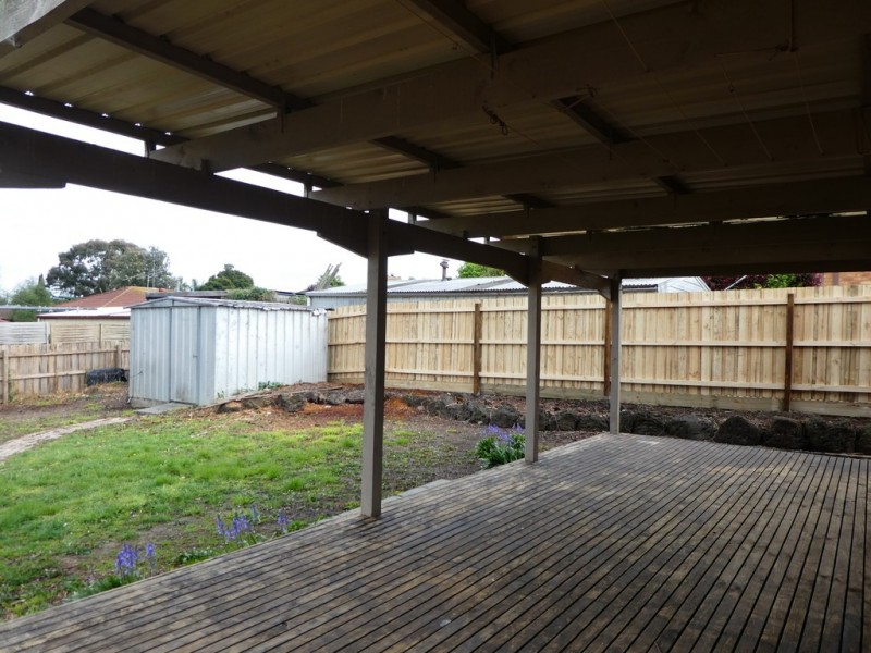 94 Duncan Drive, Pakenham VIC 3810