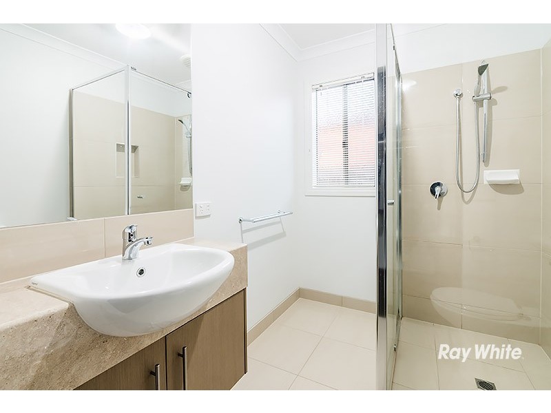 21 Valencia Circuit, Cranbourne VIC 3977