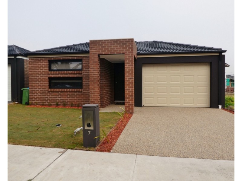 7 Limonium Crescent, Lyndhurst VIC 3975