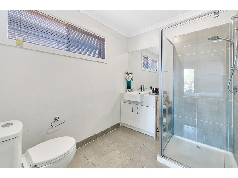 21 Glenelg Street, Clyde North VIC 3978