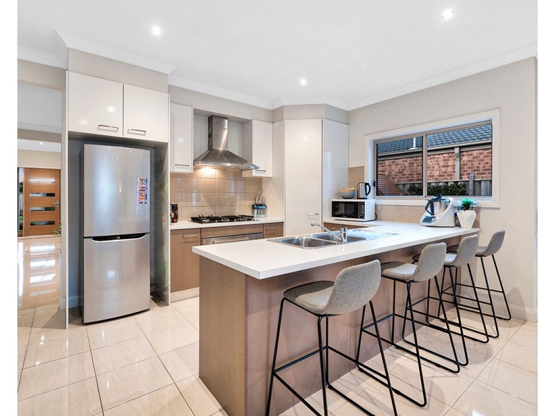 95 Brookwater Parade, Lyndhurst VIC 3975