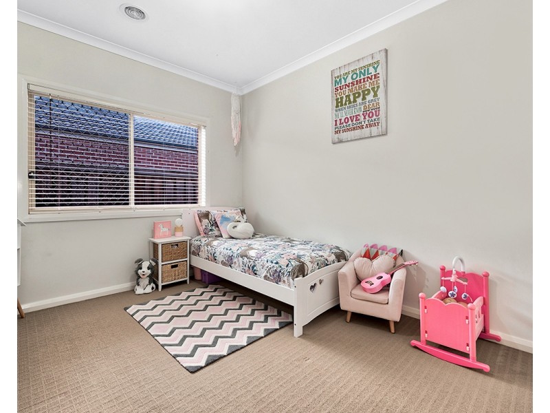 95 Brookwater Parade, Lyndhurst VIC 3975