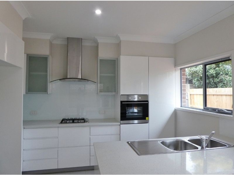 51 Lurline Street, Cranbourne VIC 3977