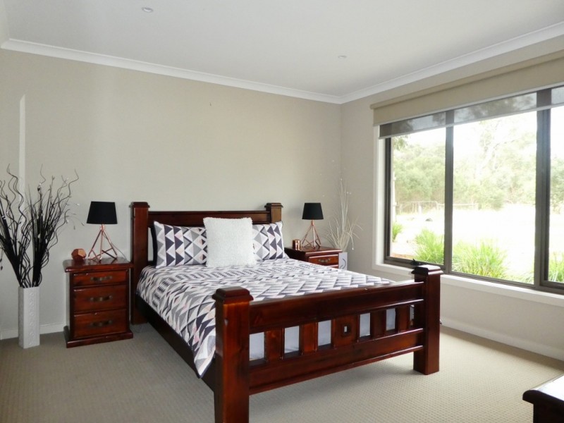 4 Tatiara Drive, Grantville VIC 3984