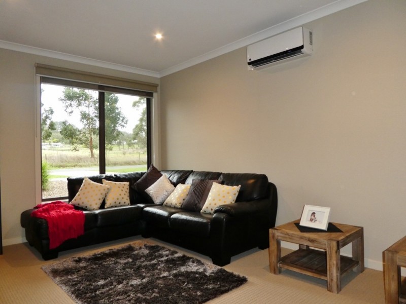 4 Tatiara Drive, Grantville VIC 3984