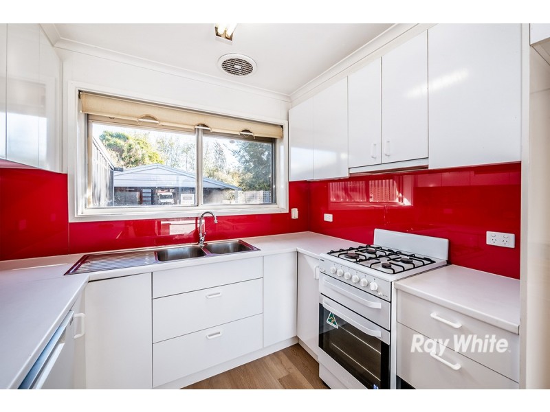 5 Lurline Street, Cranbourne VIC 3977