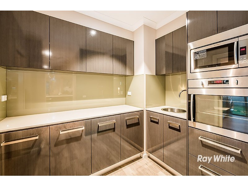 21 Dash Drive, Cranbourne East VIC 3977