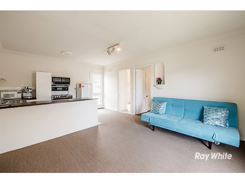 42 Circle Drive North, Cranbourne VIC 3977