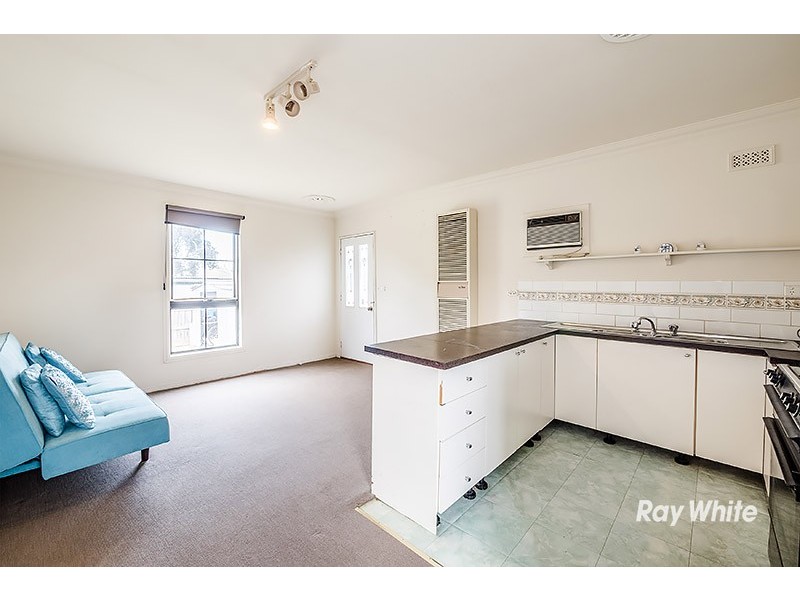 42 Circle Drive North, Cranbourne VIC 3977