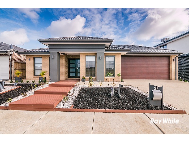 27 Quist Parade, Cranbourne West VIC 3977